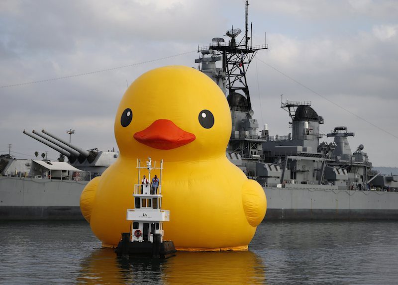 LA port welcomes massive rubber duck