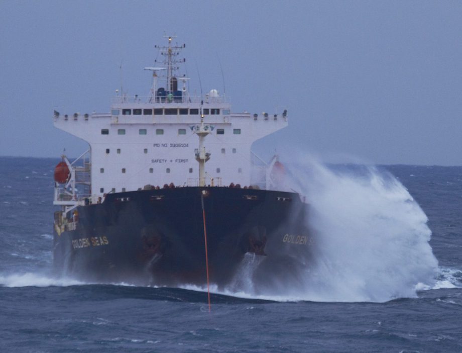 Sea Story – ‘Tor Viking II’ Rescues Disabled Cargo Ship ‘Golden Seas’ from Bering Sea