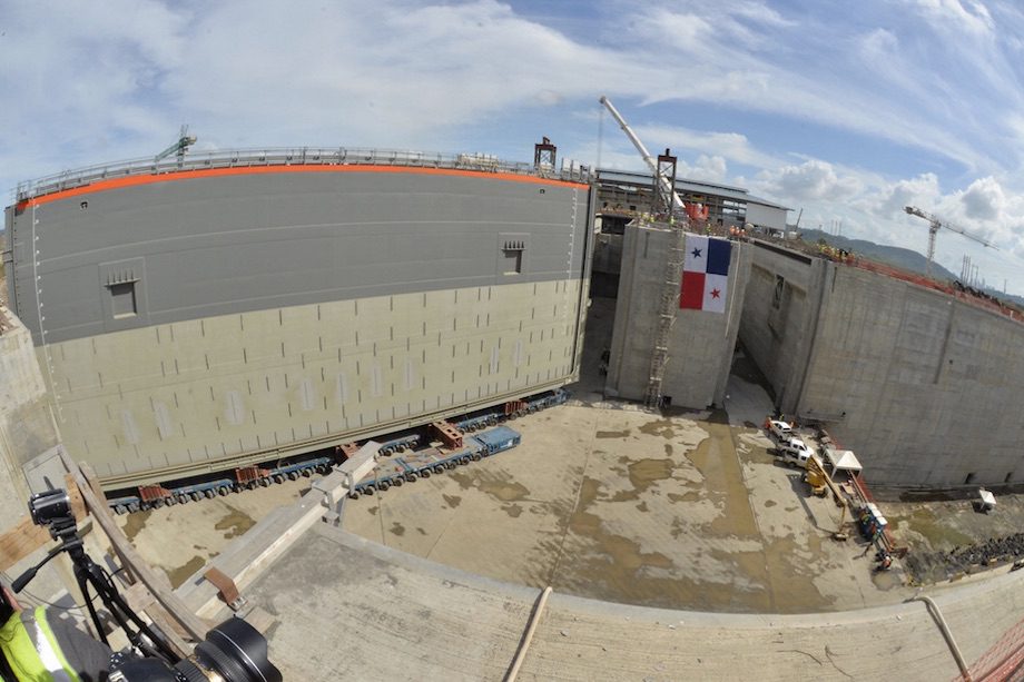 First Lock Gate Installed on Pacific Side of Expanded Panama Canal