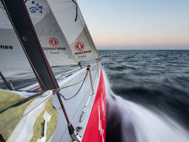 dongfeng race team sailing volvo ocean race