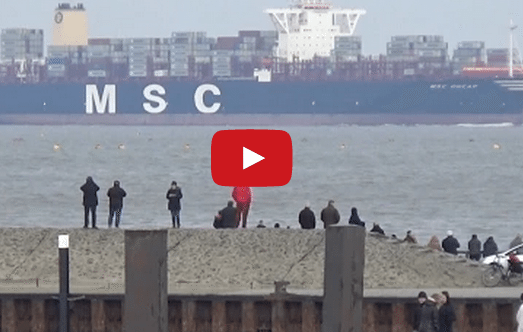 MSC Oscar – World’s Biggest Containership Sails Into Wilhelmshaven [VIDEO]