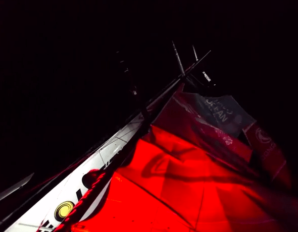 Dongfeng Race Team Dismasted in the Southern Ocean