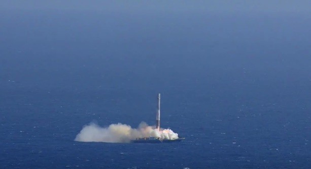 SpaceX Rocket Landing in HD Video