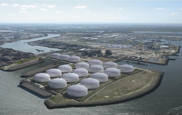 Port of Rotterdam and Russian Partner Part Ways On Major Oil Terminal Project
