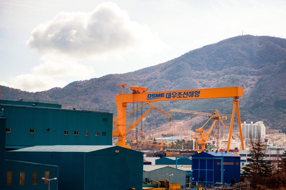 DSME Shares Plunge on Media Report Saying $1.75 Billion in Losses Not Booked