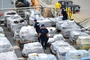 Coast Guard Cutter Stratton crew offloads 34 metric tons of cocaine in San Diego on Monday, Aug. 10, 2015. Photo: U.S. Coast Guard