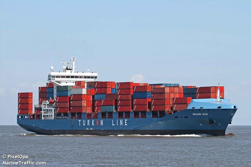 USCG Calls Off Search for Missing Containership Crewman