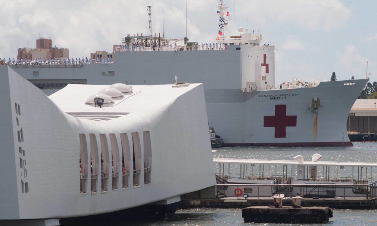 Ship Photos of the Day – USNS Mercy is Back in Pearl Harbor And Didn’t Hit Anything This Time