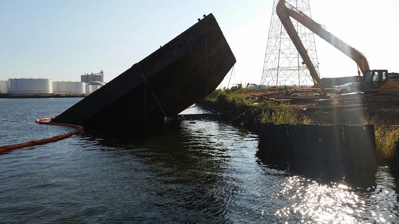 Section of Upper Houston Ship Channel Closed after Tug and Barge Sink – PHOTOS