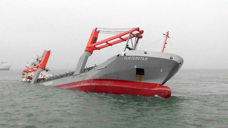 Dutch Freighter ‘Flinterstar’ Sinks After Collision With LNG Carrier – PHOTOS