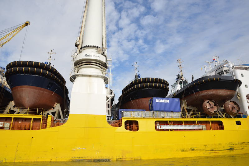 Ship Photos of the Day – BigLift’s Happy Star Arrives in Rotterdam Carrying 22 Vessels