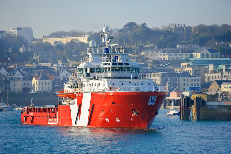 Vroon to Lay-Up A Dozen Offshore Vessels
