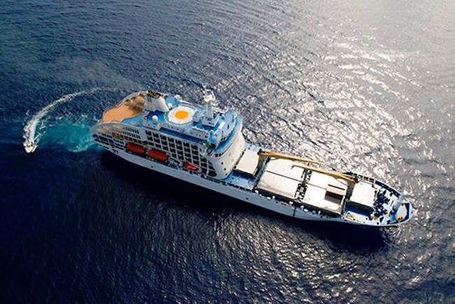 Ship Photos of the Day – New ‘Aranui 5’ is Half Cargo, Half Cruise Ship