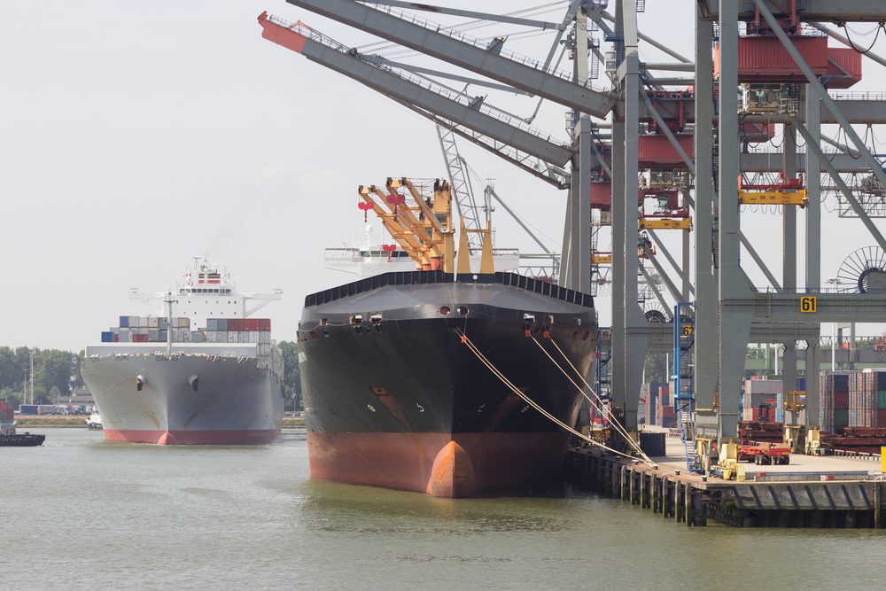 Rotterdam Dockworkers Plan Strikes