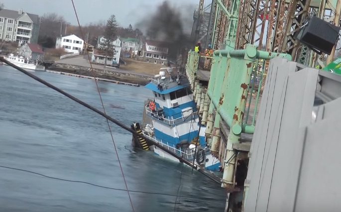 Classic Video: Moran Tug Saves Pinned Tugboat from Getting Sucked Under Bridge