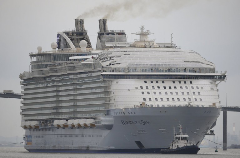 Ship Photos of the Day - Largest Cruise Ship Ever Built Begins Sea Trials