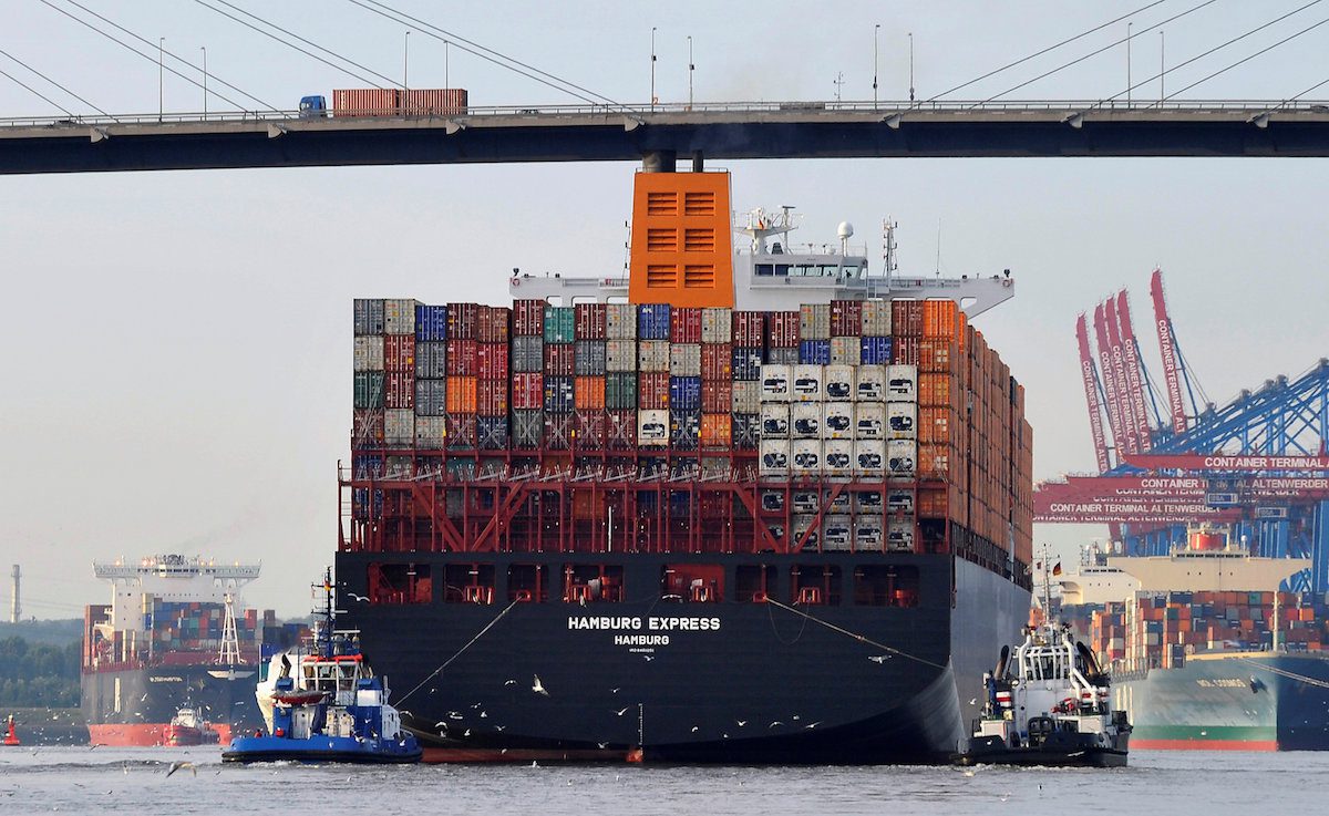 Loss-Making Container Ships Turn to Airlines – View