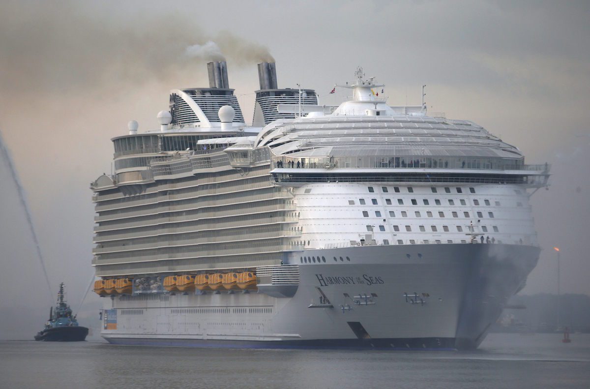 Booming Cruise Industry Reports Better-Than-Expected Passenger Numbers in 2015