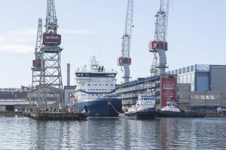 Ship Photos of the Day - World's First LNG-Powered Icebreaker 'Polaris'