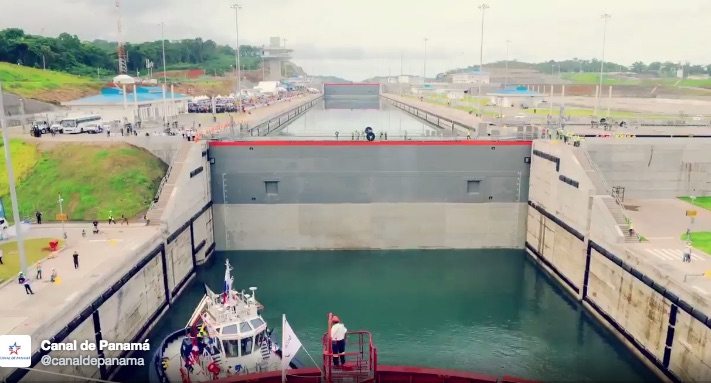 First Transit Through Expanded Panama Canal – Time-Lapse Video