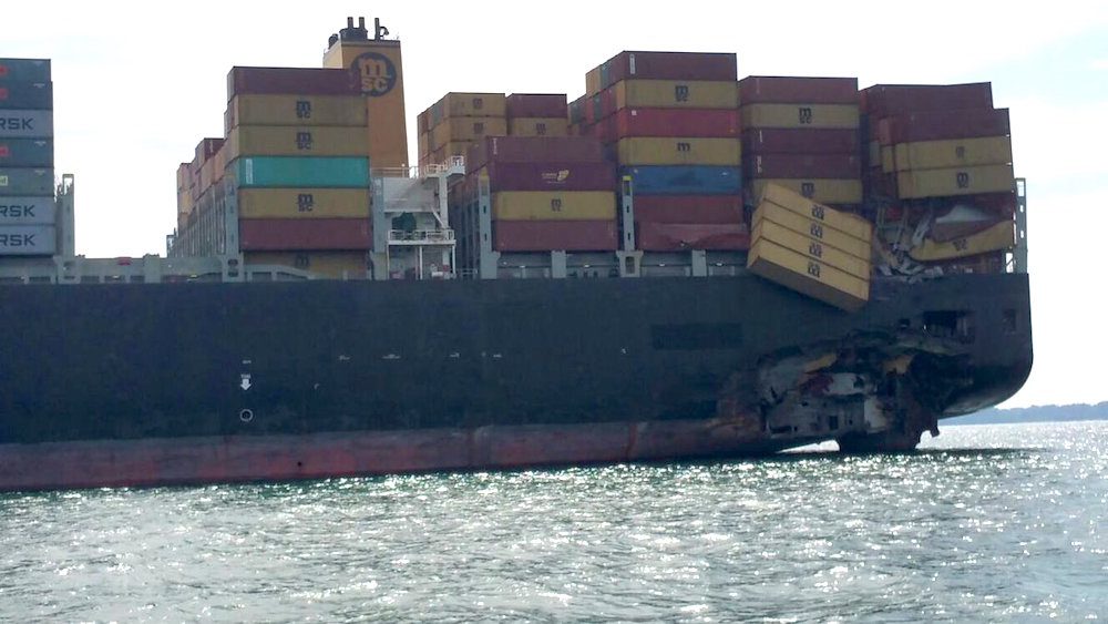 Singapore Strait Collision: Overboard Containers Retrieved