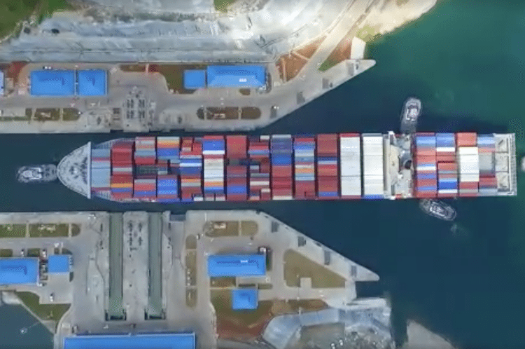 WATCH: Drone Video Shows How Giant Containerships Enter Panama Canal’s New Locks
