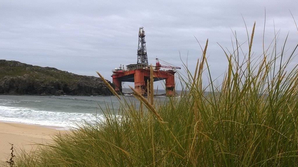 Salvage Team Boards Stricken Drilling Rig in Scotland – UPDATE
