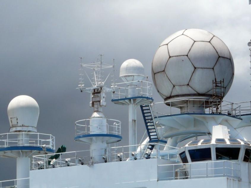 china space spy ship, missle tracking antennas