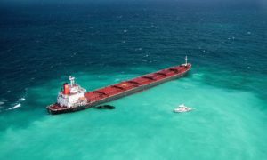 Shenzhen bulker aground on Great Barrier Reef