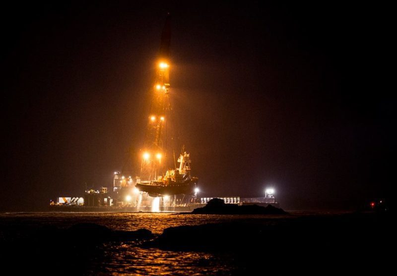 A crane barge is used to lift the sunken tug Nathan E. Stewart from Heiltsuk Nation territorial waters near Bella Bella. Photo: Ian McAllister/Pacific Wild