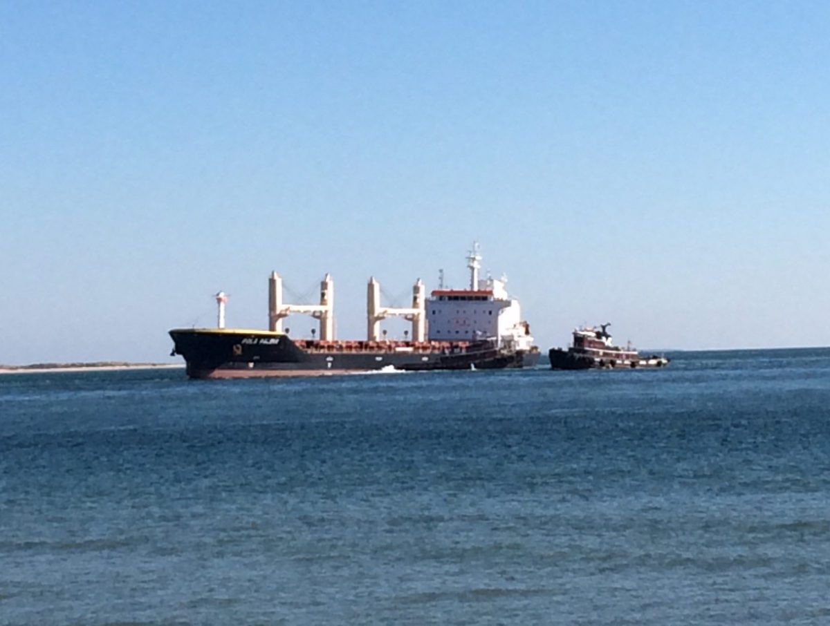 Grounded Bulk Carrier Refloated in North Carolina – UPDATE