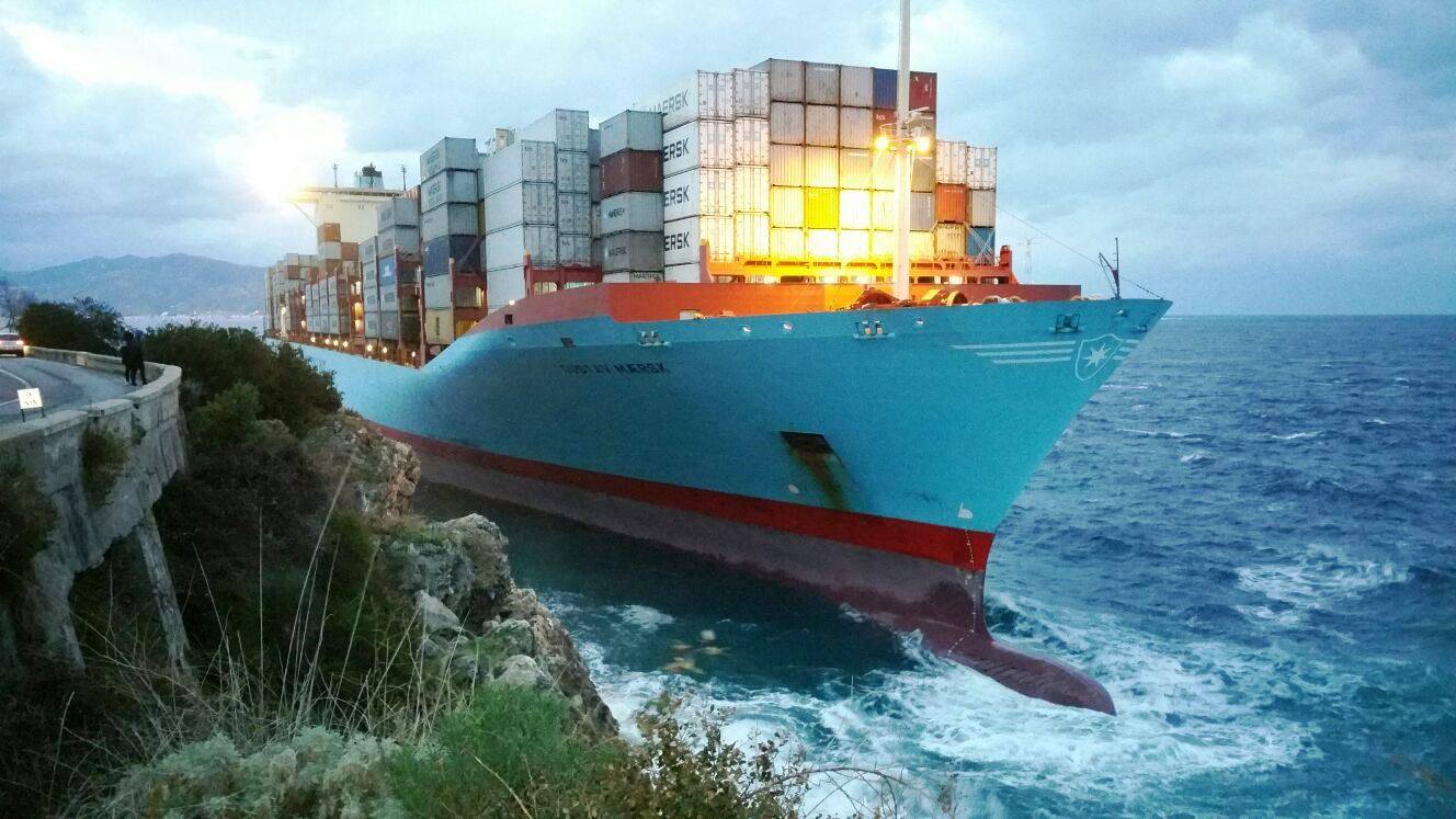Maersk Containership Grounds in Southern Italy