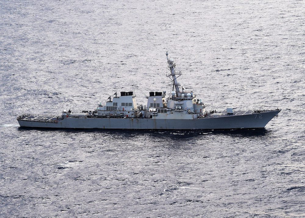 U.S. Navy Destroyer Fires Warning Shots at Iranian Fast-Attack Vessels in Strait of Hormuz