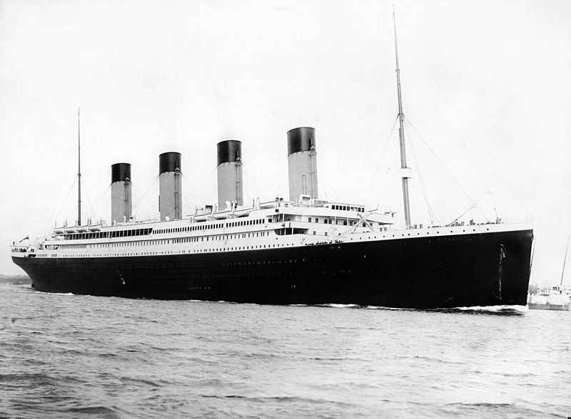 From Deep in Atlantic, Titanic Relics Sail Toward Auction