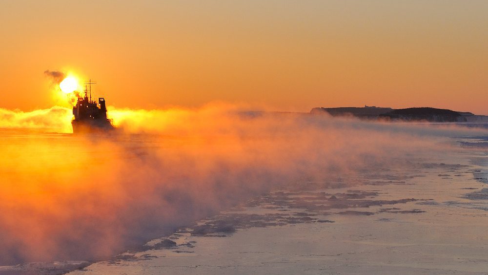 Canada Rules Out Arctic Drilling Extensions for Exxon and BP Amid Moratorium