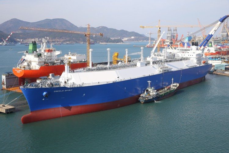 Ship Photos of the Day – Teekay’s MEGI LNG Carrier ‘Creole Spirit’ Celebrates One Year in Operation