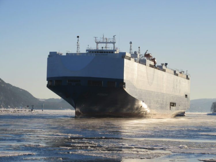American Car Carrier Suffers Fire in English Channel