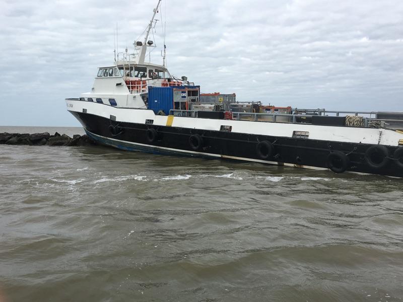 Crew Boat Miss Lynda Runs Aground on Louisiana Jetty -Incident Photos