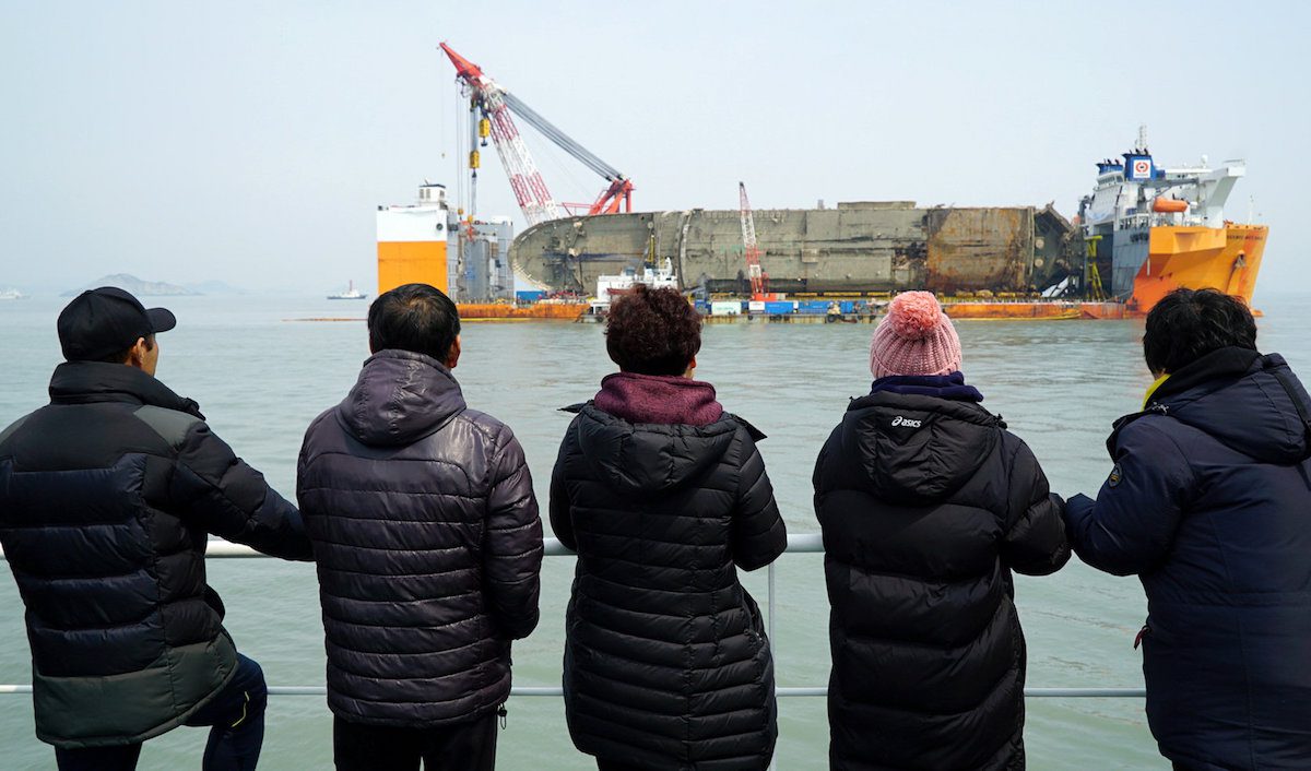 Bones Found Near Salvaged Sewol Ferry Not Human, Ministry Says
