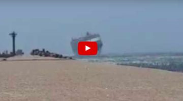 Watch: Gale Force Winds Rock Ship in Durban