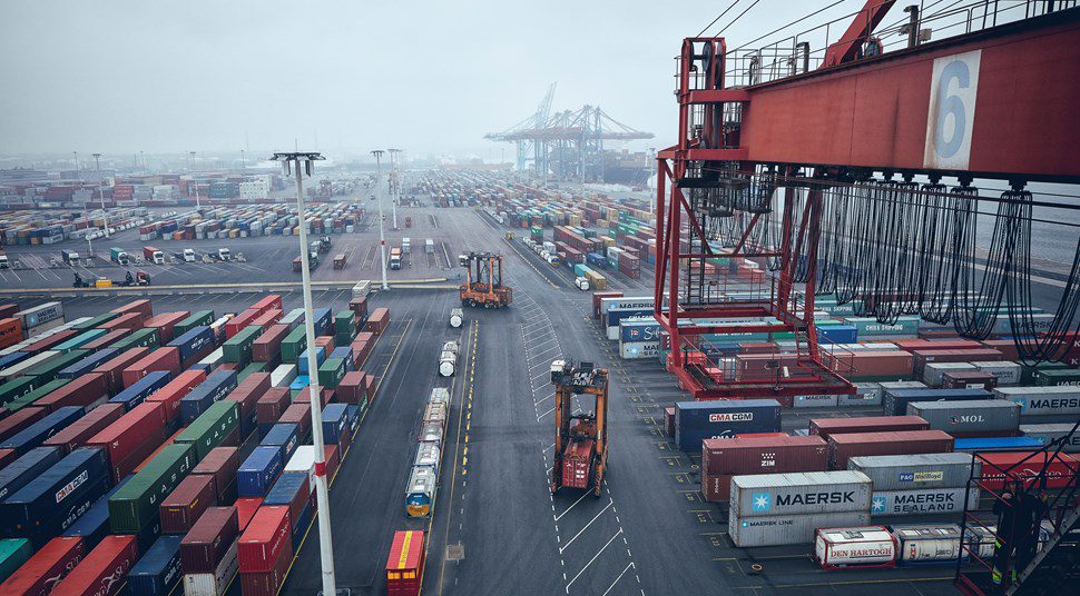 Escalating Dockworkers’ Conflict Now Threatens Swedish Economy