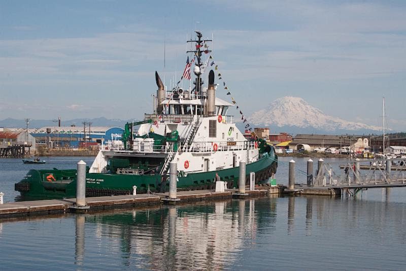 Foss Christens Third and Final Arctic Class Tugs