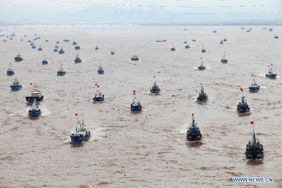 A Million Fishermen Kept Off China Seas Starve Ship-Fuel Profits