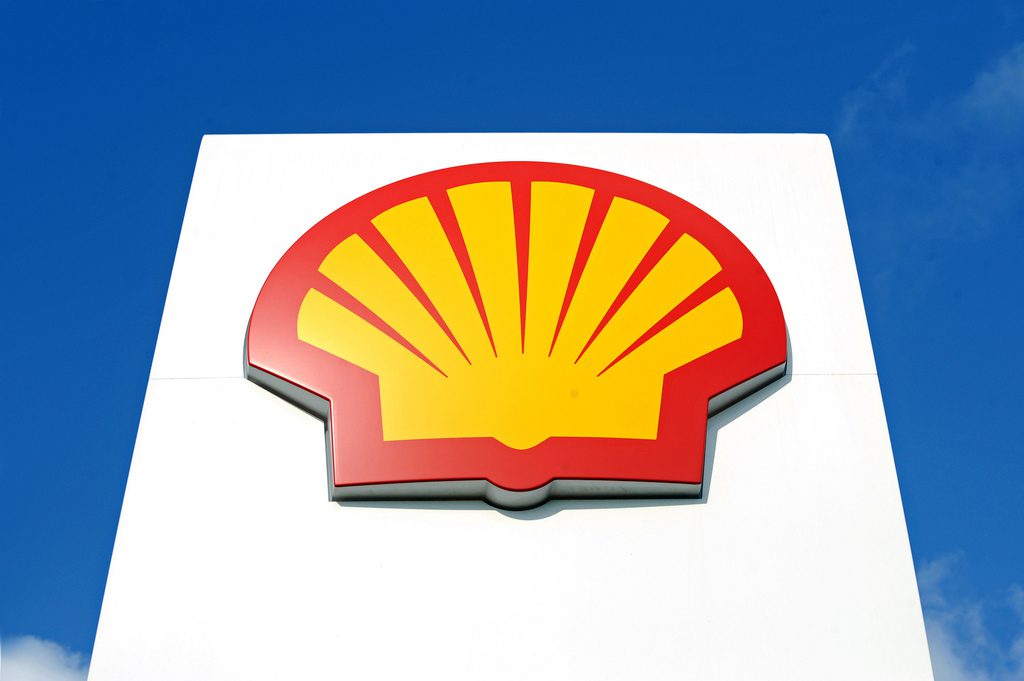 Shell Mulls LNG-Hub Network as Use as Transport Fuel Expands