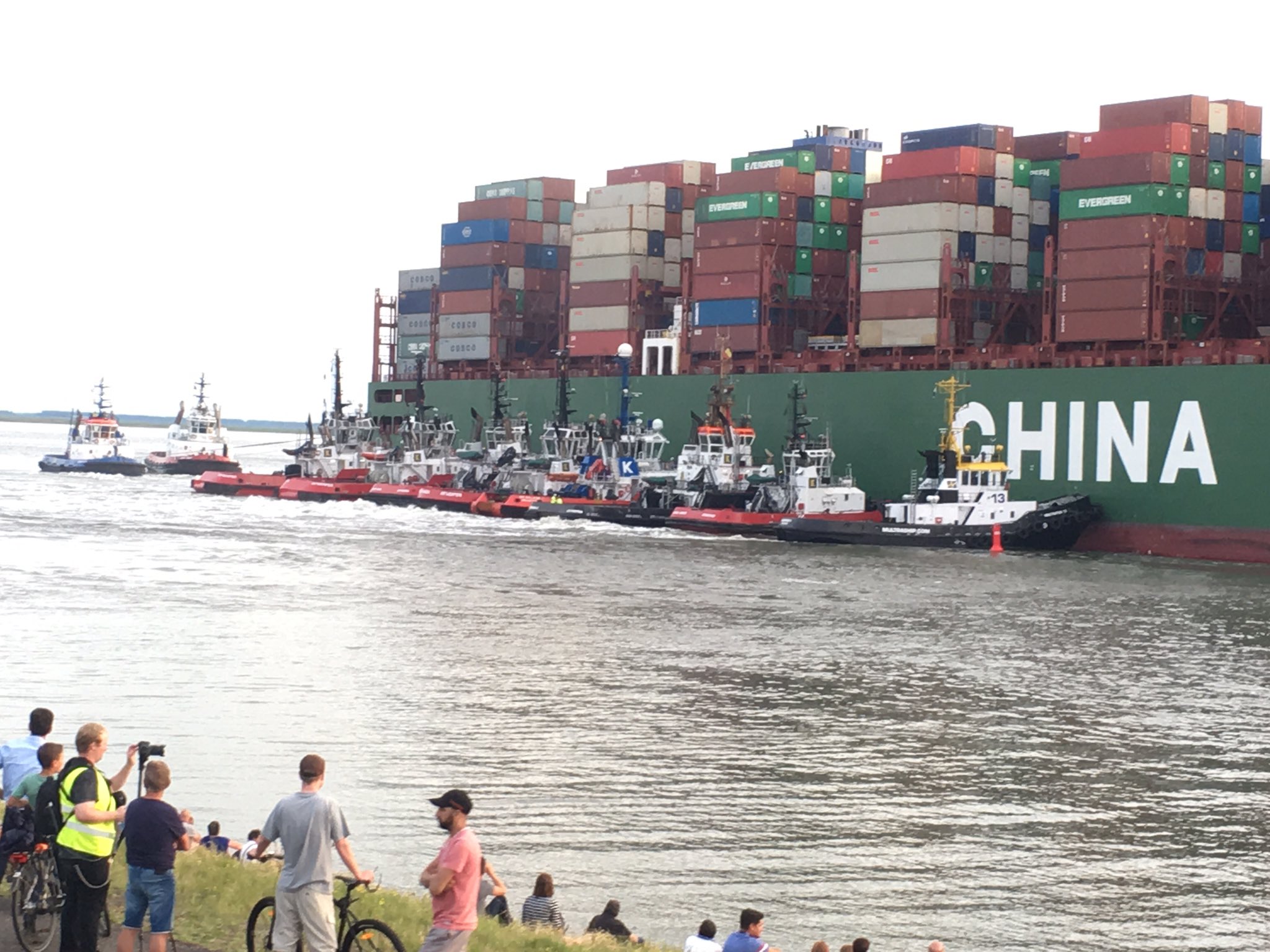 WATCH: AIS Animation Shows CSCL Jupiter Grounding and Salvage