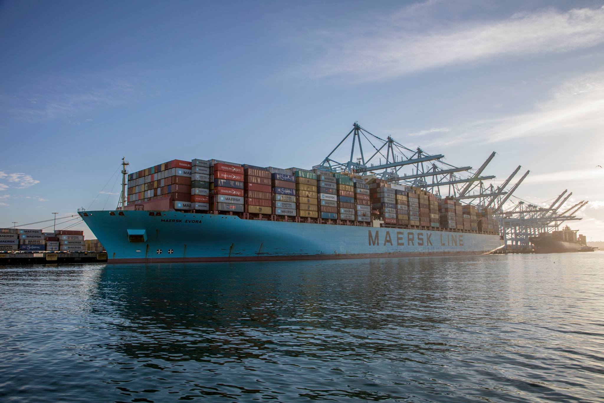 Maersk evora cargo record