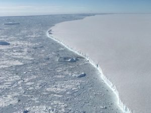 world's largest iceberg