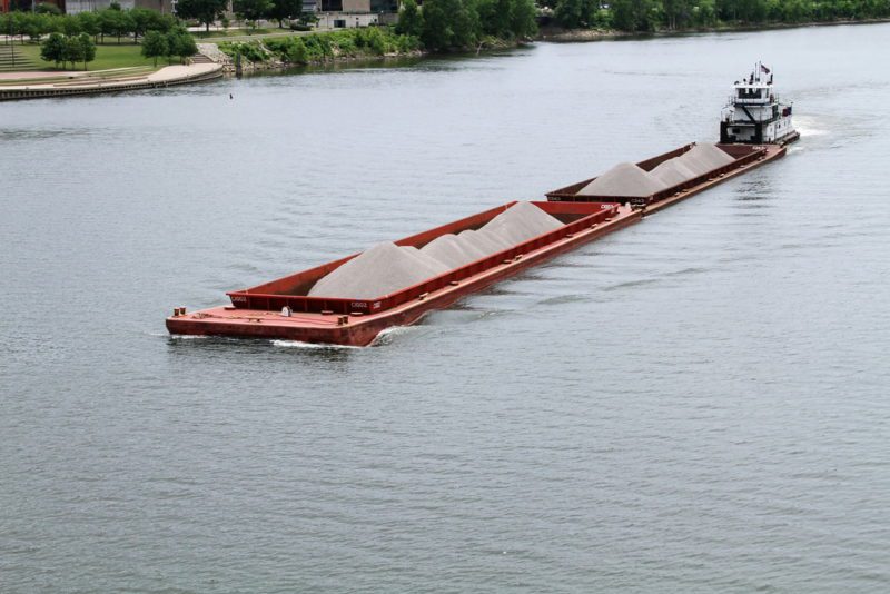 barge on ohio river