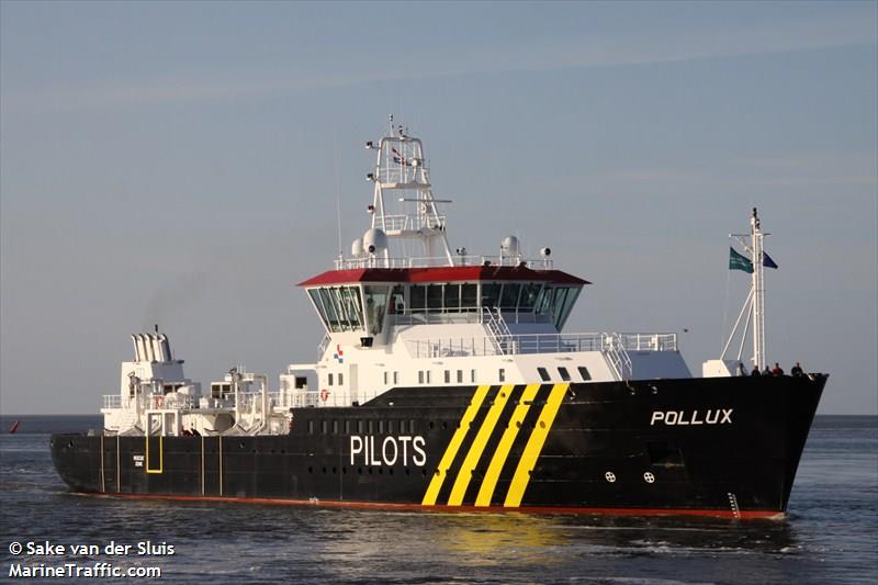 Dutch Pilot Boat Damaged in Collision with Bulk Carrier