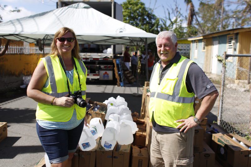 tote family delivers goods puerto rico